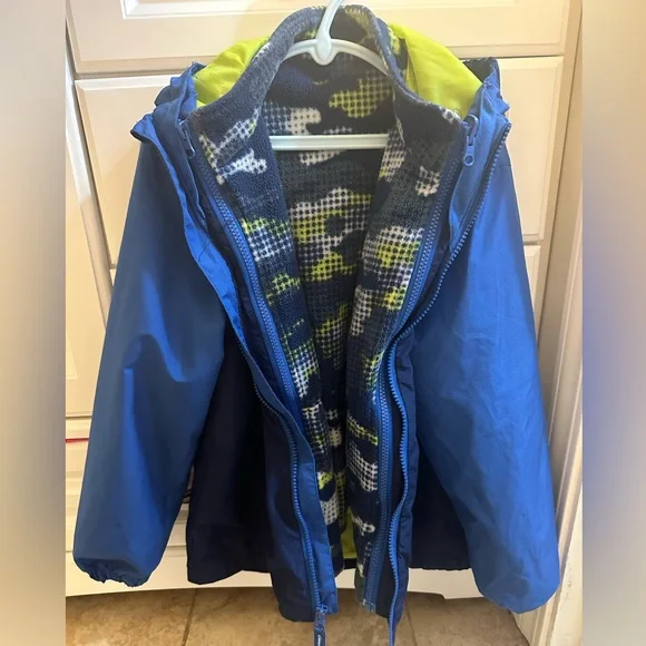 Eddie Bauer Winter Jacket with Inner Fleece Boys Size 7/8 - Picture 3 of 7